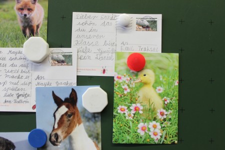 Post von Daniel an Emil.